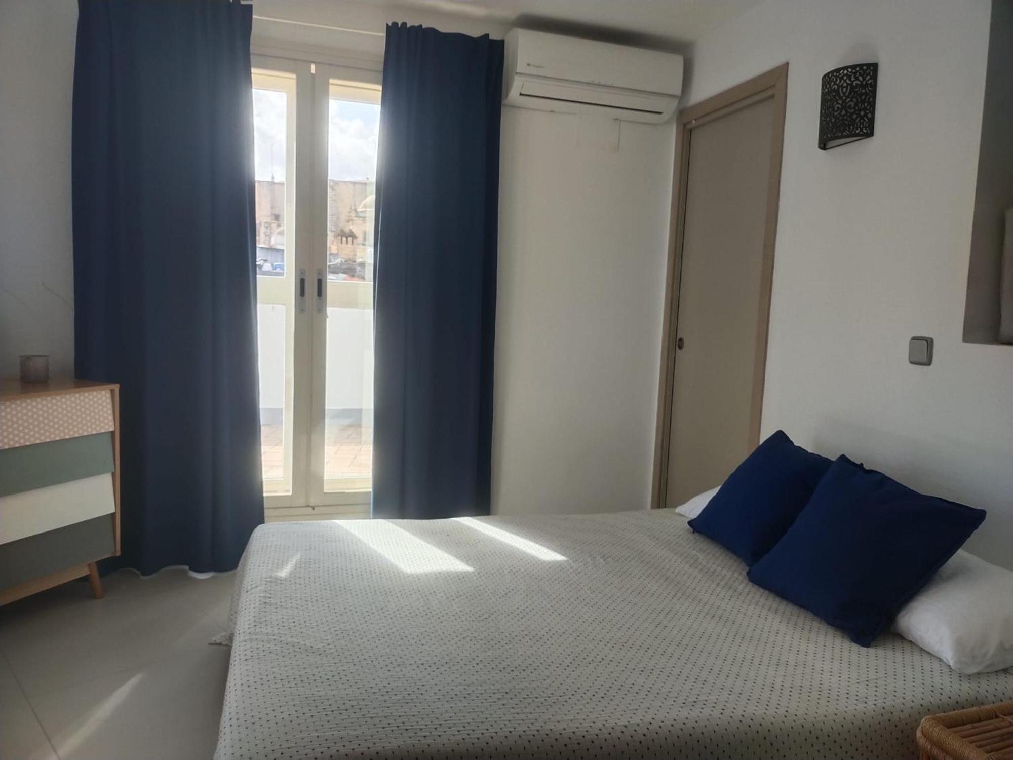 Atico El Arenal Con Parking Lägenhet Jerez de la Frontera Exteriör bild